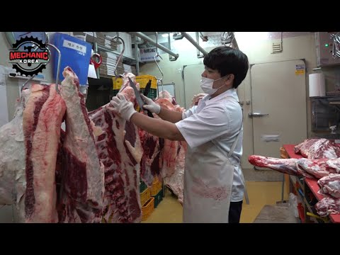 Видео: Невероятный мясник за 50 минут забивает целую корову