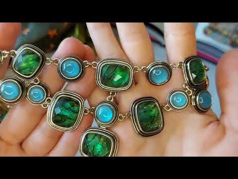 Видео: Розпаковка лота з вінтажною біжутерією з США, Avon, Sarah Coventry, Napier