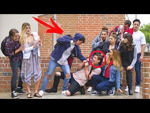 Видео: Постоял за себя. Заступился за друга, брата и девушку. Часть 103