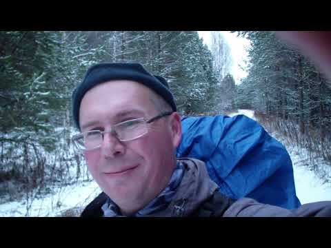 Видео: Встретил зиму в походе.