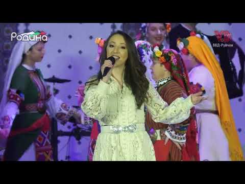 Видео: Кинче Вълчева и Роял Бенд Благоевград - Моме ле, златна ябълко/ Kinche Valcheva&Royal Band - Mome le