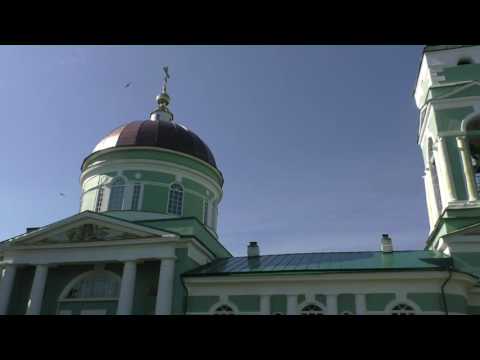 Видео: Колокольный звон в деревне Сомино, Ленинградская область (12.07.17.)