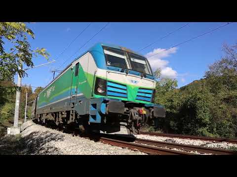 Видео: Желен, есента и залутаните влакчета...