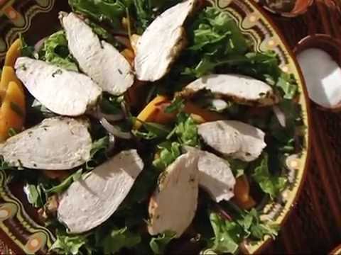Видео: Рецептите на шеф Иванов.  Салата с пиле.