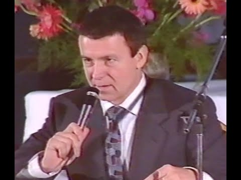 Видео: Кашпировский: 1990г. Гданьск. Мариацкий костёл.