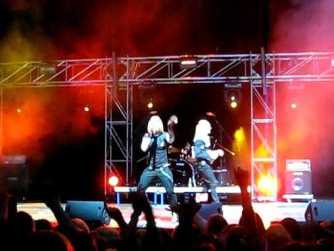 Видео: БиС - Студенты @ 25.12.2008 Arena Riga