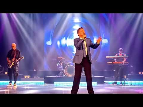 Видео: Ты моя мелодия - Михаил Михайлов (Съёмка из зала)