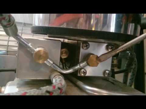 Видео: Обслуживание и профилактика генератора горячего тумана Igeba TF-95 HD : Часть - 6