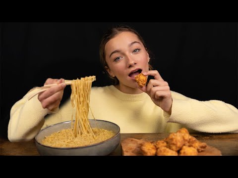 Видео: ASMR MUKBANG - Chicken nuggets & Noodles! (+ русские субтитры)