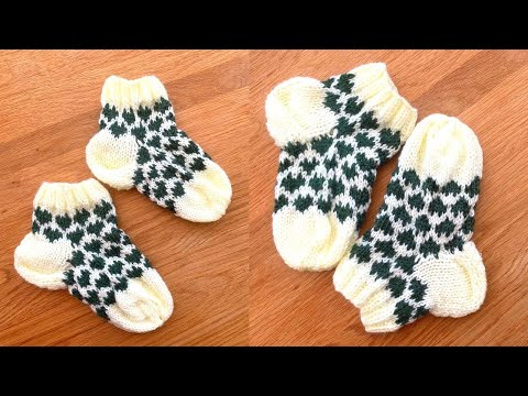 Видео: Супер легкий жаккард "Сердечки" #knittingtutorialforbeginners #knittingsocks #вязаныеноски