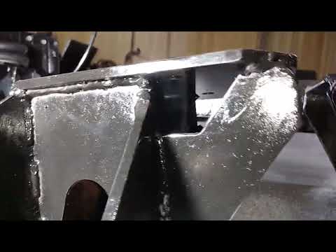 Видео: Пневмо подвеска Маз Зубренок, доработки.