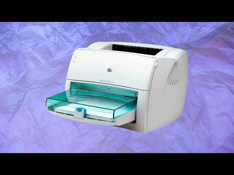 Видео: Разборка лазерного принтера hp LaserJet 1000 Q1342A. Снимаем всю наружную облицовку.