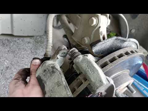 Видео: geely ec7 2014г. замена передних тормозных колодок