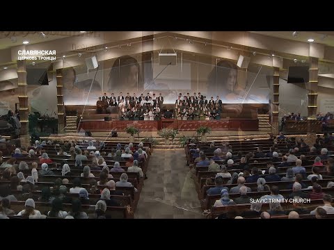 Видео: "В хлеву родился Младенец Божий" - Хор