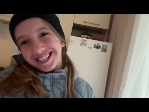 Видео: TRAVEL VLOG: Mariya Highlighter в Калининградской области. | эпизод 2 | Выставка, Зеленоградск