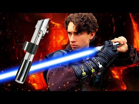 Видео: КРУТЕЙШИЙ Световой Меч Энакина Скайуокера! (Saberforge Vanguard Review)