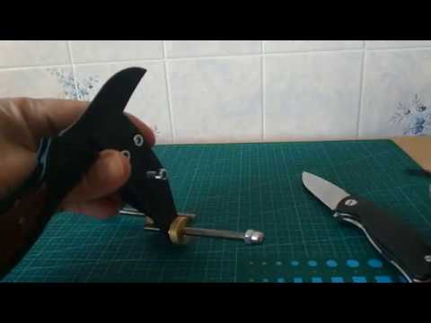 Видео: Правильная фиксация клинка. Сборка приспособления "Костыль", для заточки ножей.
