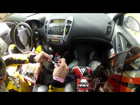 Видео: в экипе до гаража