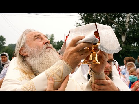 Видео: Великое освящение храма Казанской иконы Божией Матери в Товарищеве г.Москвы