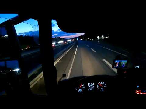Видео: Една работна седмица на един международен шофьор| ЧЕТВЪРТЪК | Denis Kadirow TruckVloger
