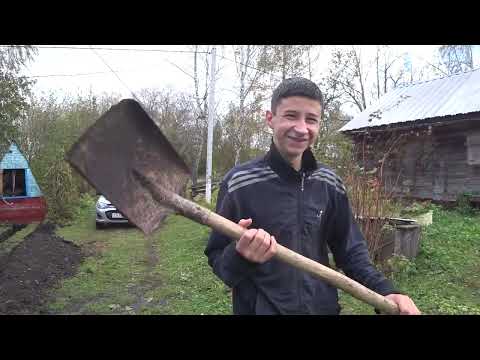 Видео: Команда землекопов легко справляются без экскаватора..