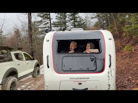 Видео: Мы были заперты внутри фургона | МЫ УШЛИ, СЛОМАВ ДВЕРЬ