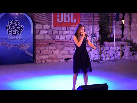 Видео: Роберта - Нека сме различни (cover by Патрисия Симеонова / Patricia Simeonova 14 г.)