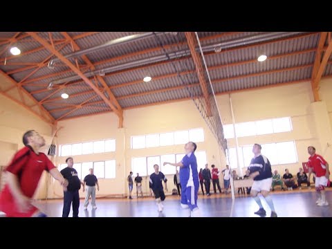 Видео: [KAZ] Ата-аналар арасында волейбол жарысы