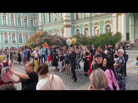 Видео: Глеб Васильев ( из группы Дешевые драмы) «Хали-Гали, паратрупер» Леприконсы cover, Санкт-Петербург