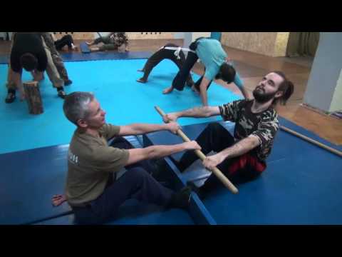 Видео: Русские народные игры - как в народе "ВОИ" развивали ловкость, силу и выносливость