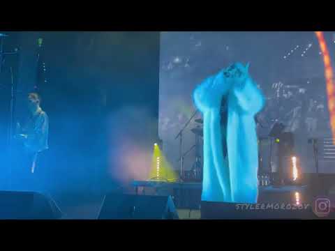 Видео: Шура - Три Пути | концерт в GLAVClub | SHURÁ «Все вернётся» 20.01.2022
