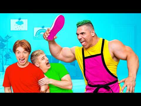 Видео: Гигантская Няня Смотрит За Нами 24 Часа!