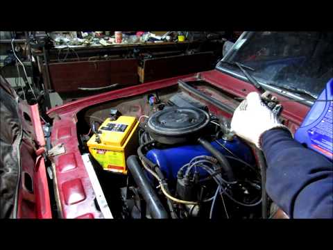 Видео: Правильная замена масла ВАЗ классика 2101,2103,2106