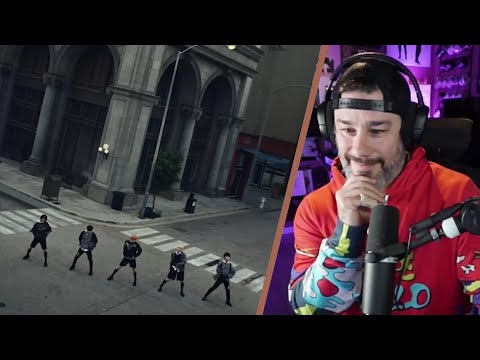 Видео: Реакция режиссера – TXT – клип «Chasing That Feeling»