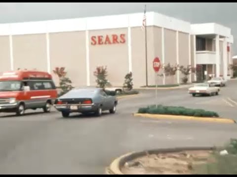 Видео: Визит в Sears с мамой в 1977 году
