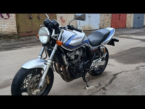 Видео: Honda cb400 VTEC обзор