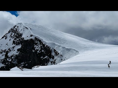 Видео: Мөст хайрхан /4037м/ Хархираан уулс