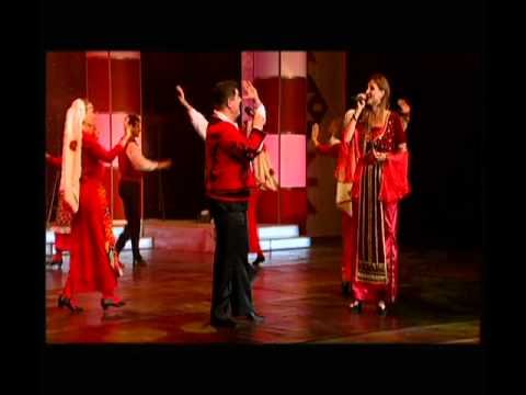 Видео: Поли Паскова-"Свята земя българска" (концерт) част 1