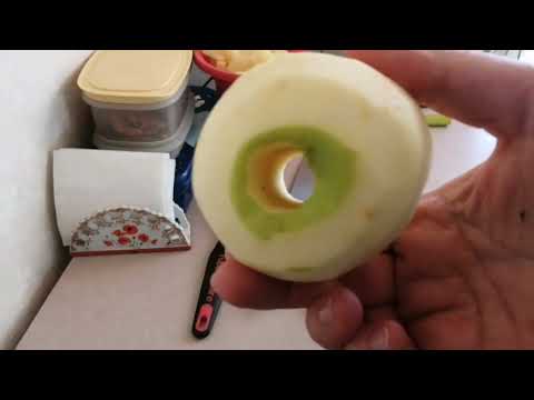 Видео: Лёгкий весенний салат с креветками