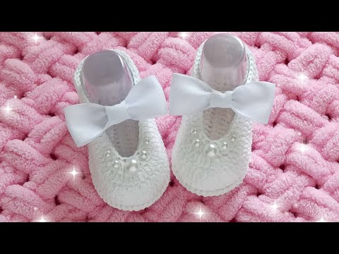 Видео: НАРЯДНЫЕ ПИНЕТКИ-ТУФЕЛЬКИ крючком/crochet booties/Stiefeletten häkeln