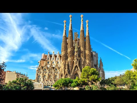 Видео: [4K]🇪🇸 Барселона, Испания: базилика Святого Семейства, великолепное видение Гауди. Октябрь 2022 г.