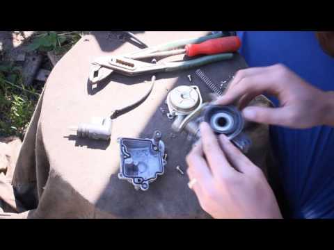 Видео: Скутер дымит не едет плохо заводится(карбюратор)