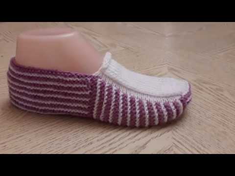 Видео: Классные тапочки следки на двух спицах № 10  / Knitting shoes / Patik modelleri.