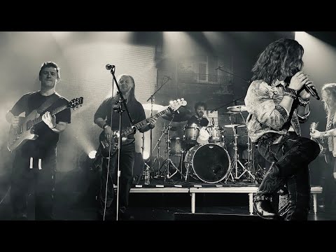 Видео: Евгений Егоров cover Сплин «Выхода нет»