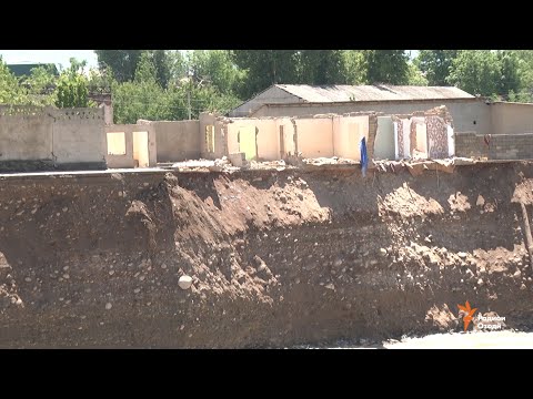 Видео: Дар ноҳияи Ваҳдат сел камаш 5 хонаро аз байн бурд