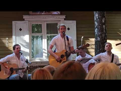 Видео: группа "Ирония судьбы" - "Облака" сл.и муз. Вадима Егорова