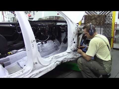 Видео: Ауди А4, первая попытка потянуть. Body repair after an accident.