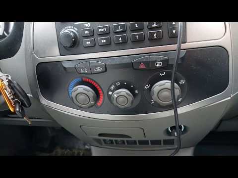 Видео: Чери Тигго. не работают повороты и аварийка