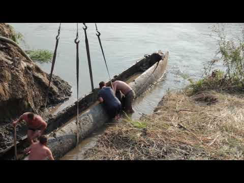 Видео: Тисячолітній човен- довбанку дістати було нелегко...
