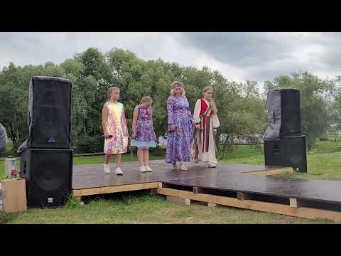 Видео: Псков Родной город мой. Наталья Широкова и Вокальная студия Карамелька.
